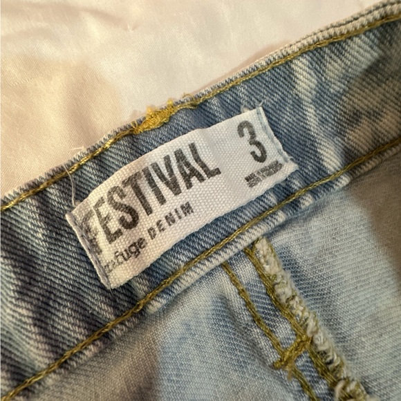 Charlotte Russe Jean shorts - Picture 2 of 4